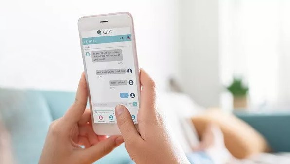 【100%動作確認】誰かが誰にメッセージを送っているのかを見る方法（携帯電話なし）
